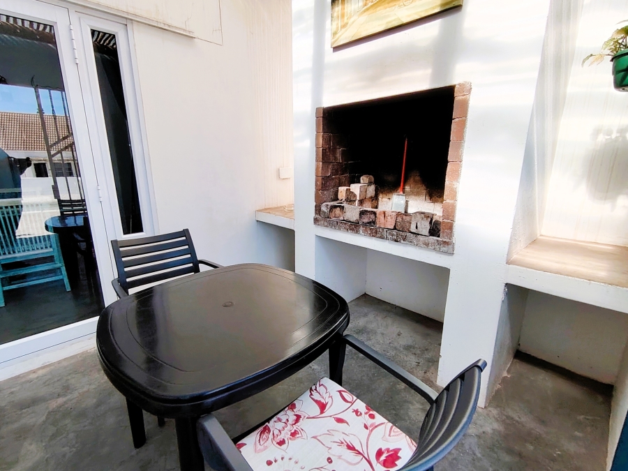 1 Bedroom Property for Sale in Golden Mile Western Cape